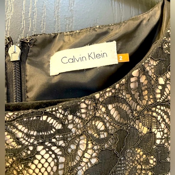 Calvin KleinJumpsuit. Lace top. Size 2 - Picture 4 of 7
